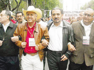 http://www.elmananarey.com/XStatic/manana/images/espanol/marcha_cruz.jpg